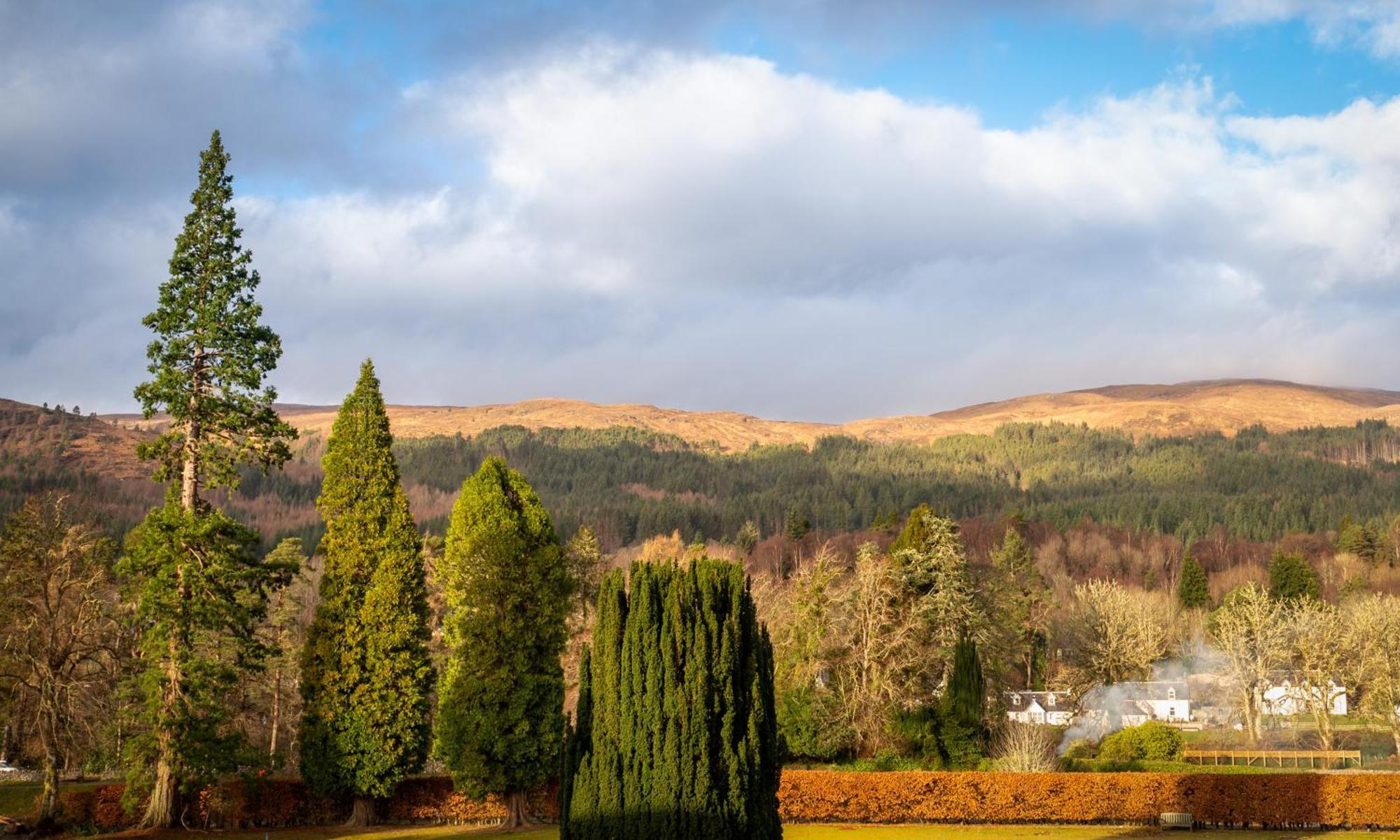 Monastery Apartment With Loch Ness View フォート・オーガスタス エクステリア 写真